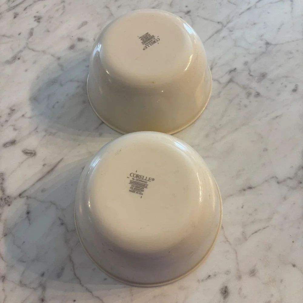 Corelle by Corning Deep Soup Bowls Set of 2 Almond Cream Vitrelle Glass USA